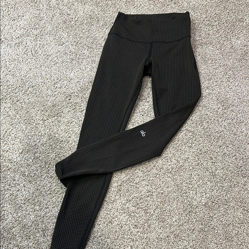 ALO Black and green checkered Leggings